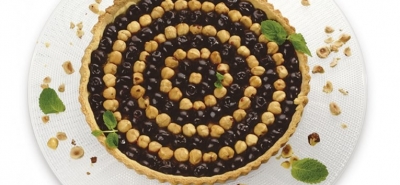 Crostata di nocciole e amarene